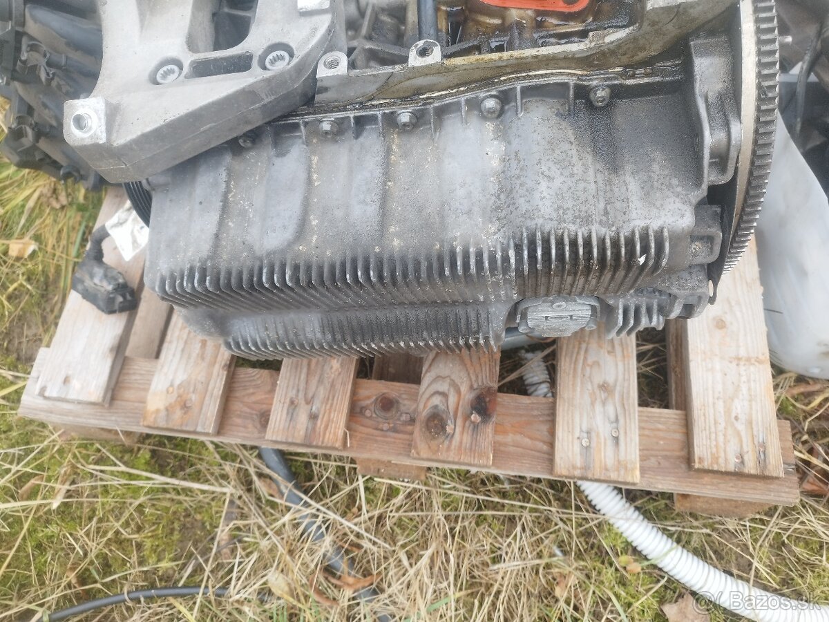 Predám motor 1.6 MPI - 2