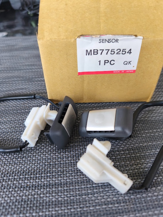 Mitsubishi Pajero - teplomer + čidlá - 2