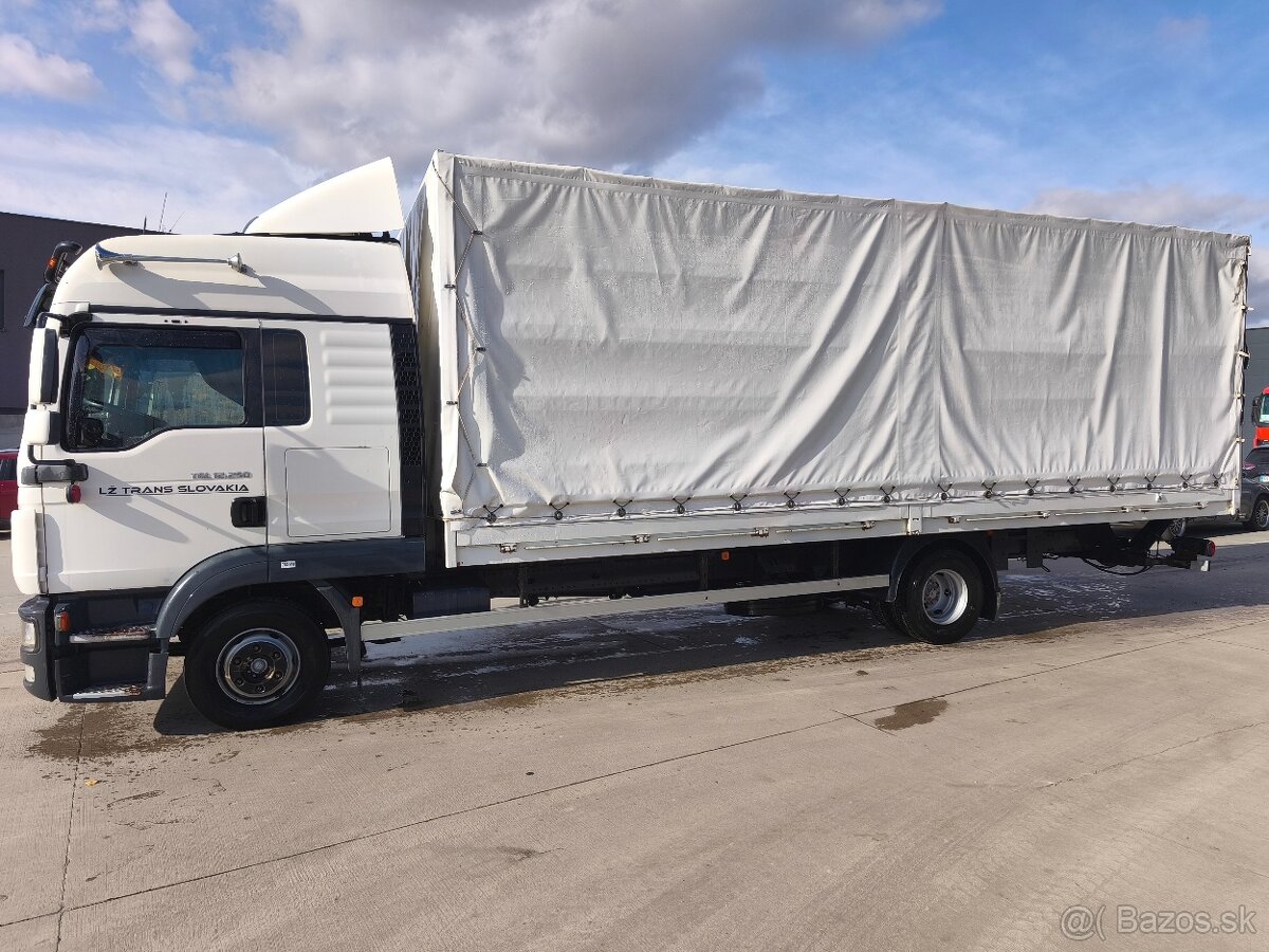 MAN TGL 12.250 XXL + hydraulické čelo - 2