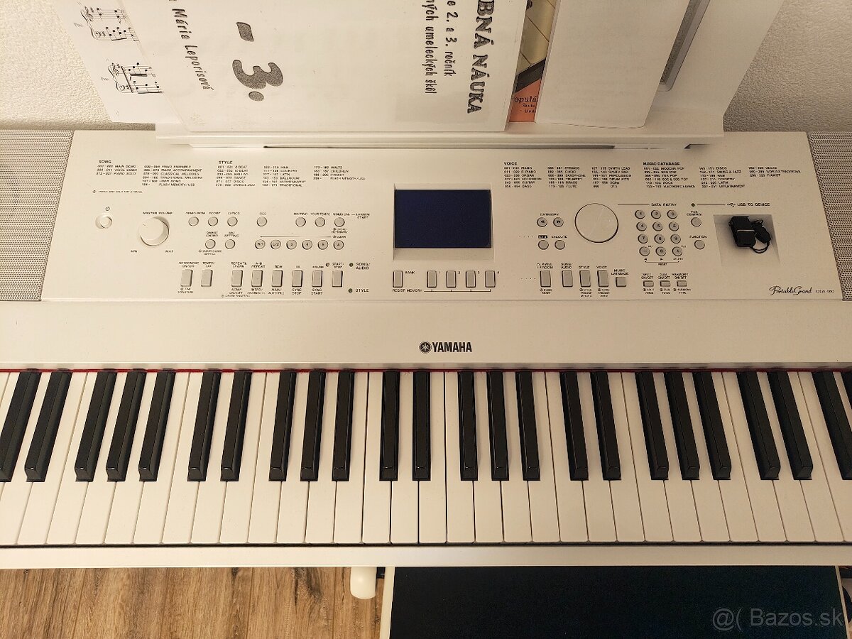 Yamaha DGX-660 – digitálne stage piano + originál stolička – - 2
