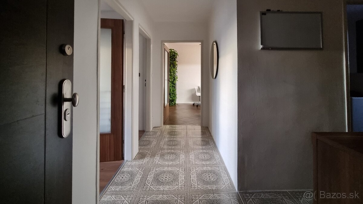 Slnečný 2 izb. byt v centre Trnavy - 59m2 - 2