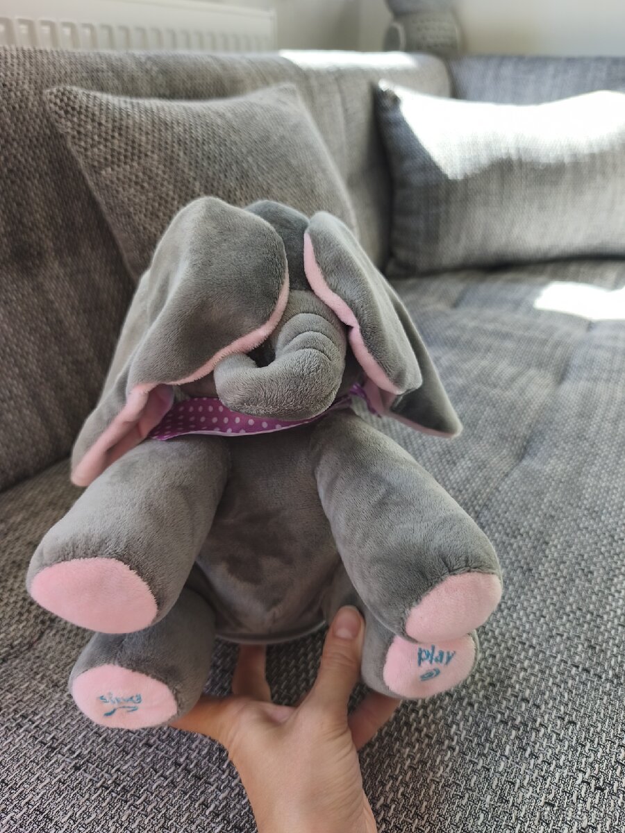 Interaktívny plyšový sloník - 2