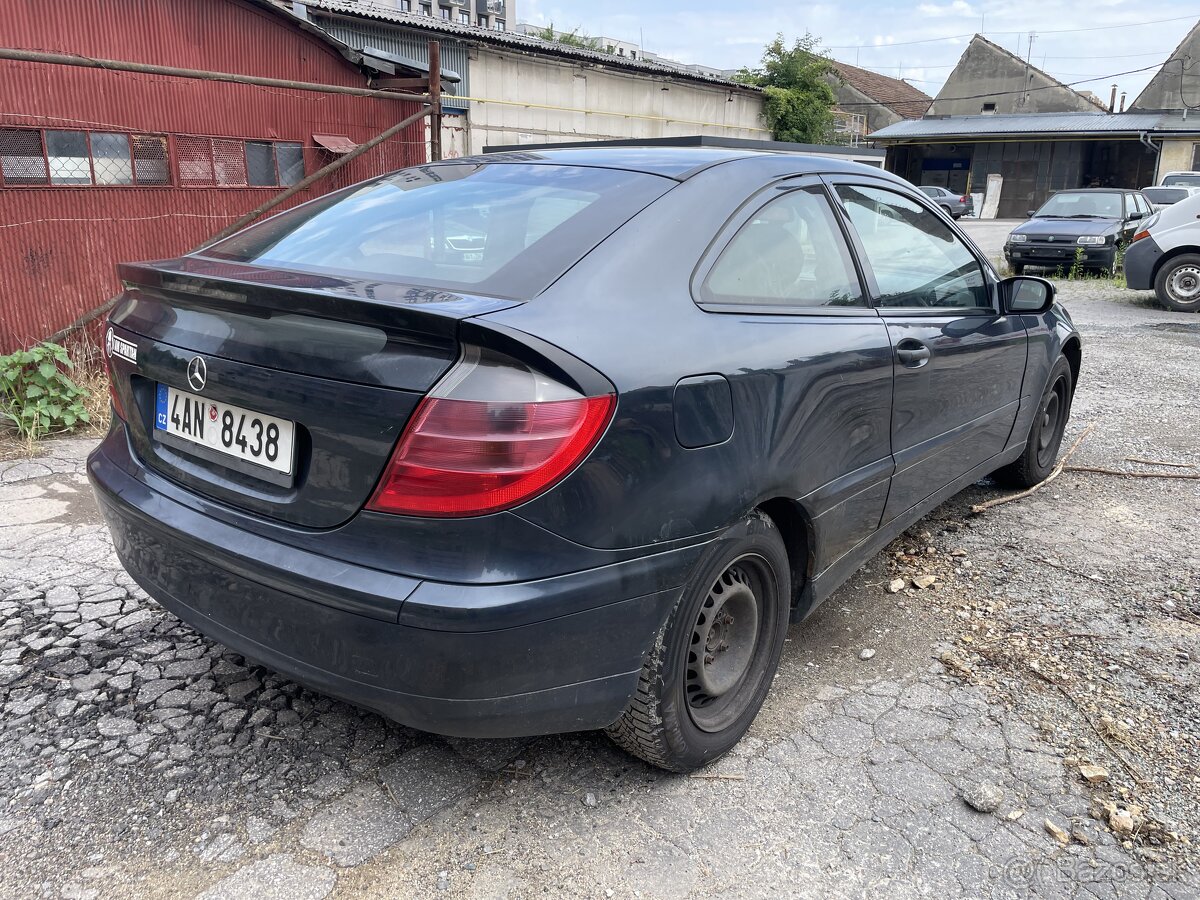 Mercedes C180 - 2