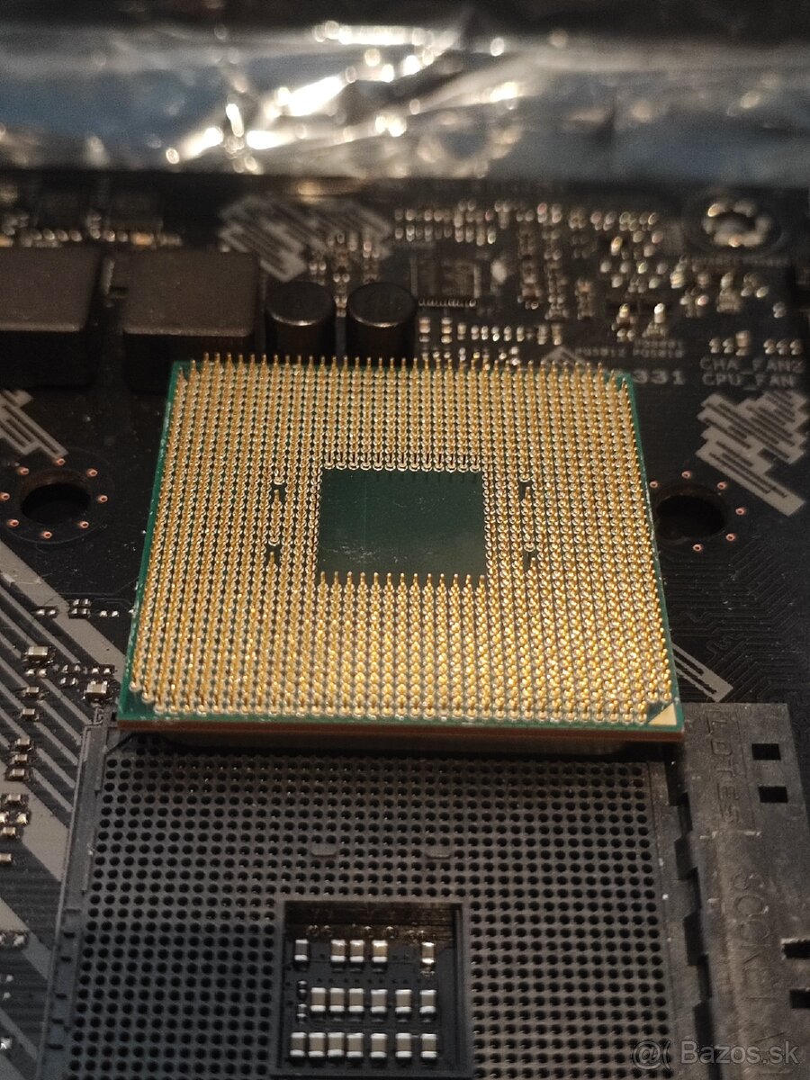 Asus TUF Gaming A 520M plus ll + AMD Ryzen 5 3500x - 2