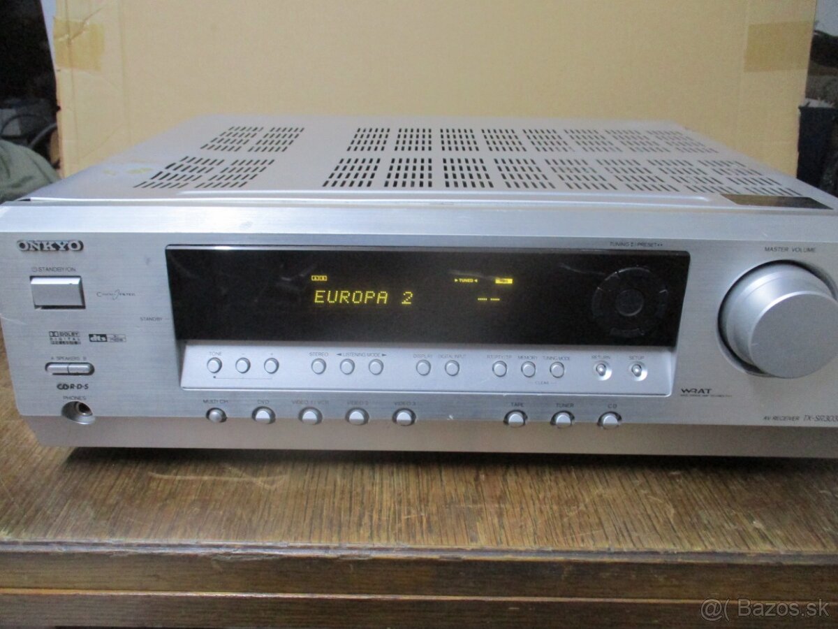ONKYO TX-SR303E - 2