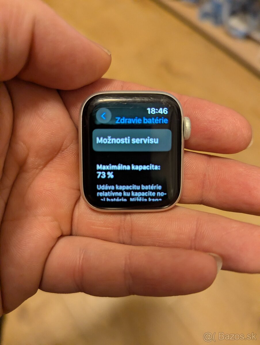 Predám 2 ks Apple Watch Series 4 (40mm) - 2