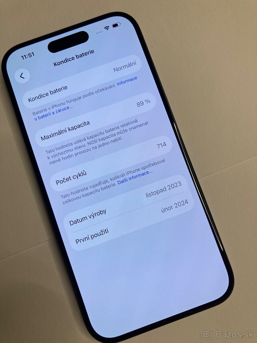 Predám iPhone 15 Pro 128 GB, batéria 89 % - 2