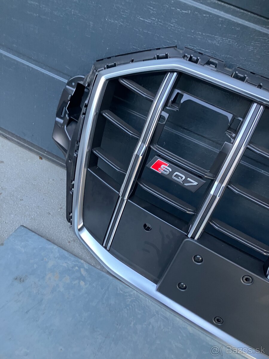 maska mrizka grill audi q7 19- chrom sq7 - 2