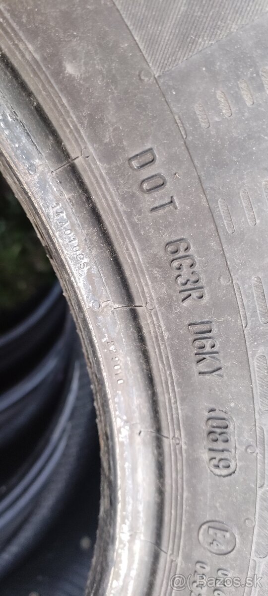 Continental 215/55r17 - 2