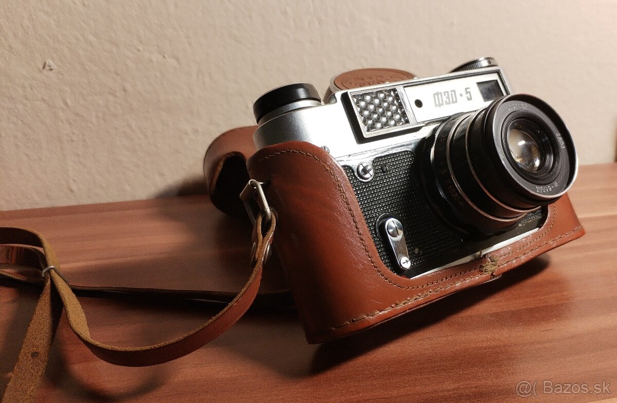 Starý retro fotoaparát do zbierky - 2