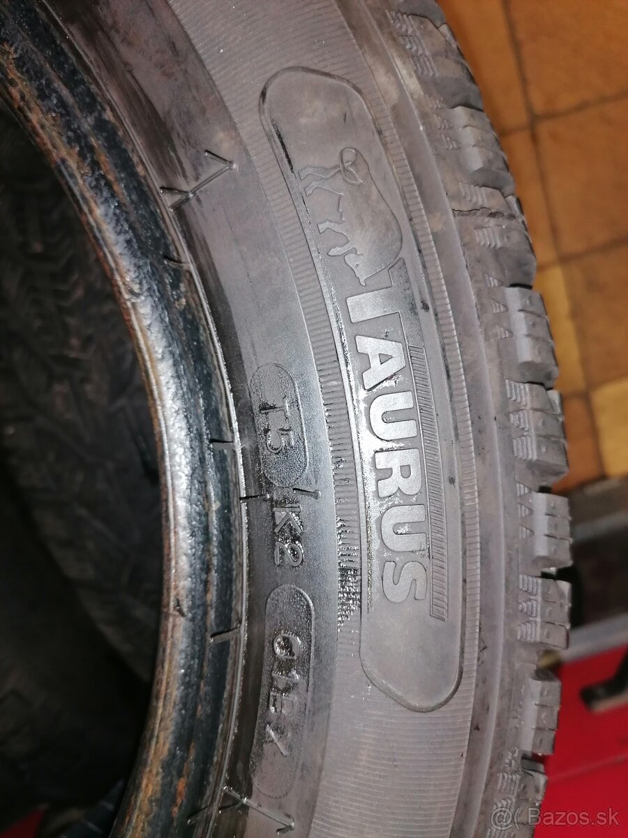 Predam zimne pneu Taurus Winter 165/65R15 81T - 2
