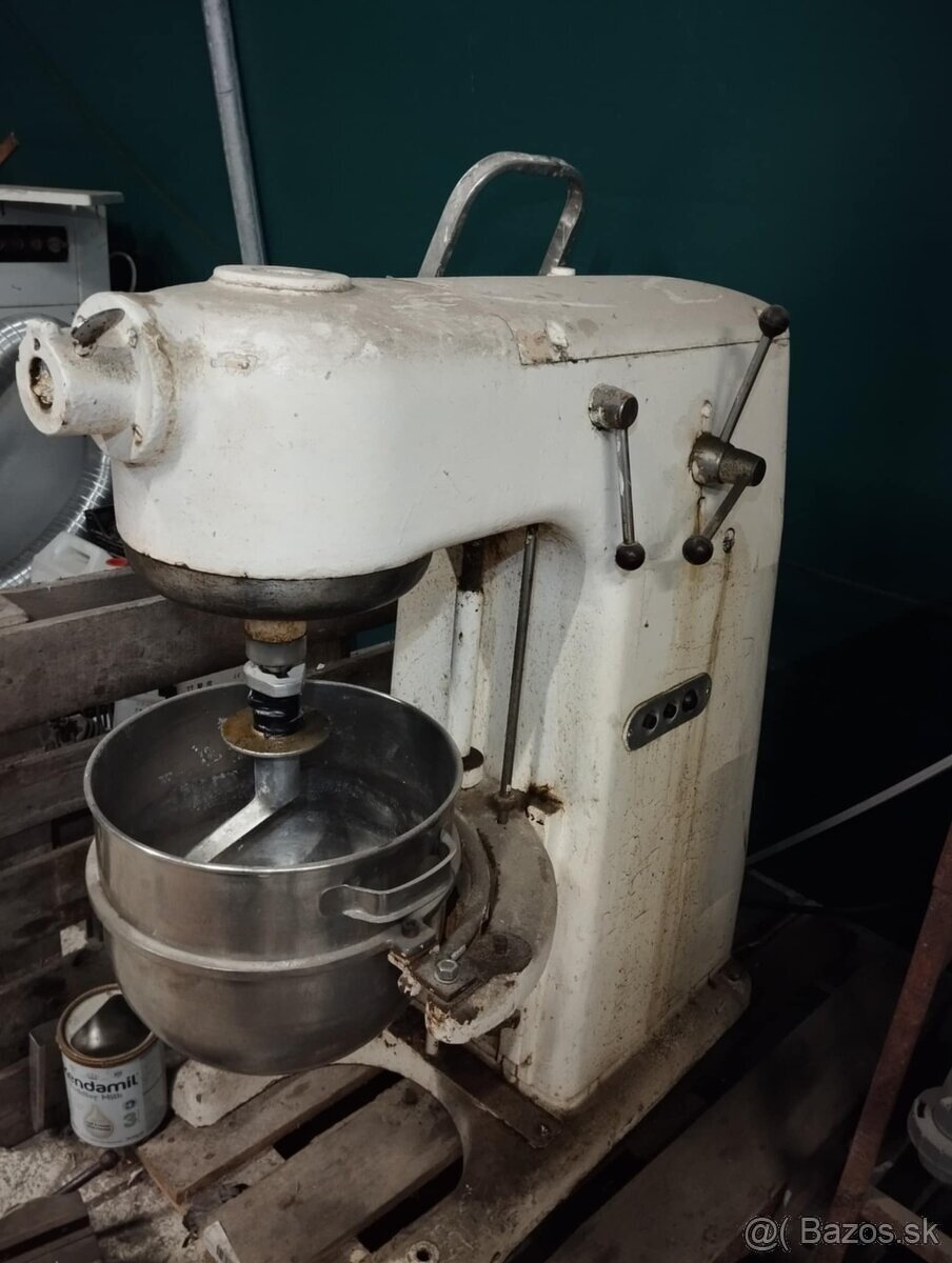 Kuchynský robot Alba RE20 - 2