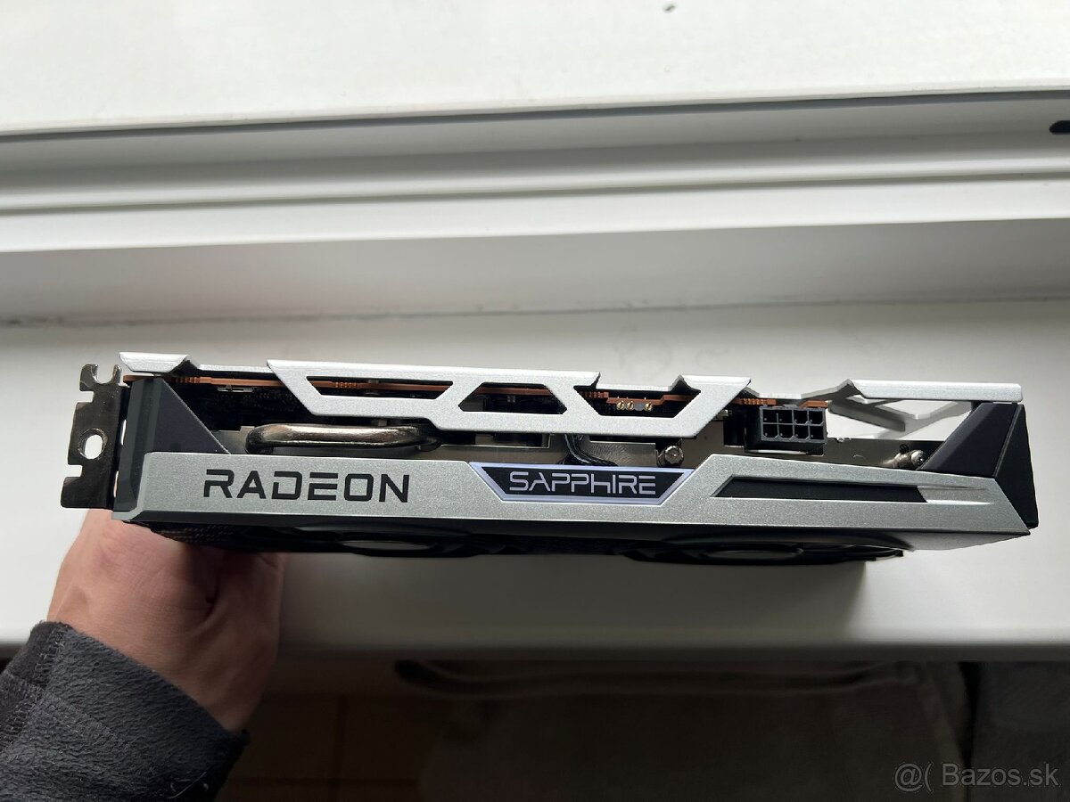 RX 6600 XT Sapphire NITRO Plus - 2