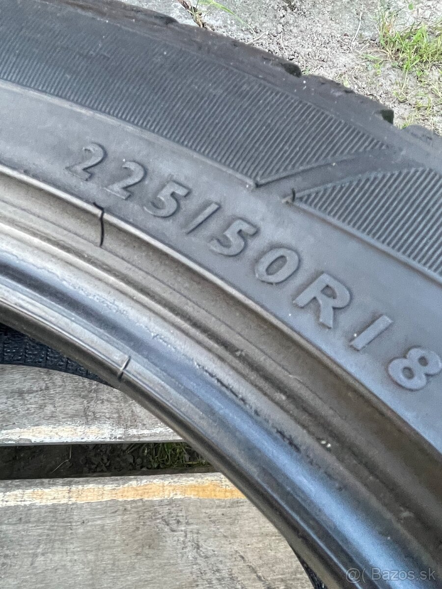 Dunlop 225/50 R18 zimné - 2