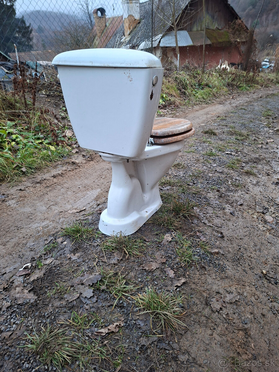 PREDAM WC,ZACHODOVA MISA - 2