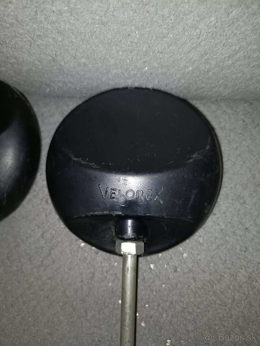 Staré spätné zrkadlá - 2