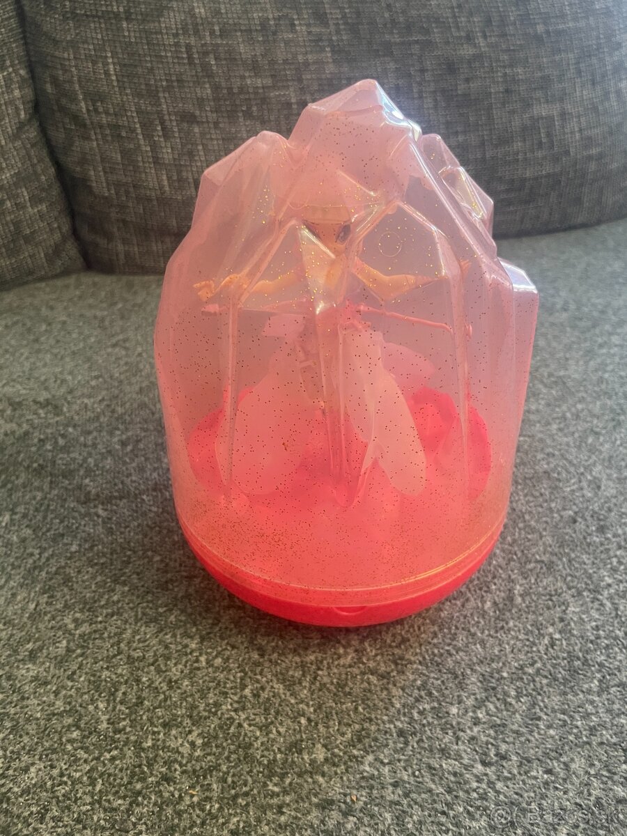 Hatchimals lietajúca víla - bábika - 2