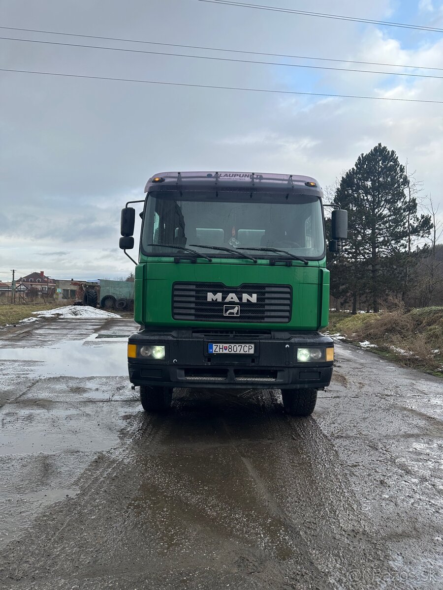Man F2000 6x6 27-414 - 2