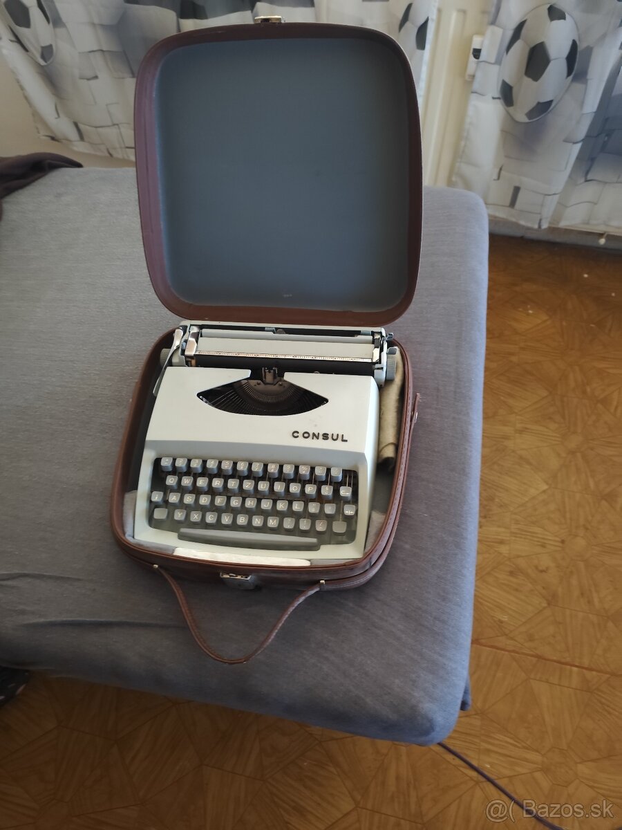 Písací stroj - 2