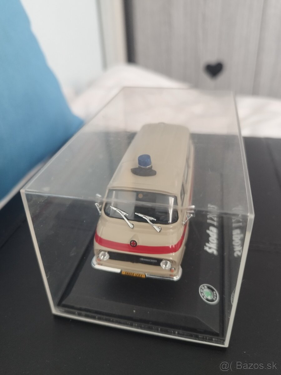 Škoda 1203 1:43 - 2