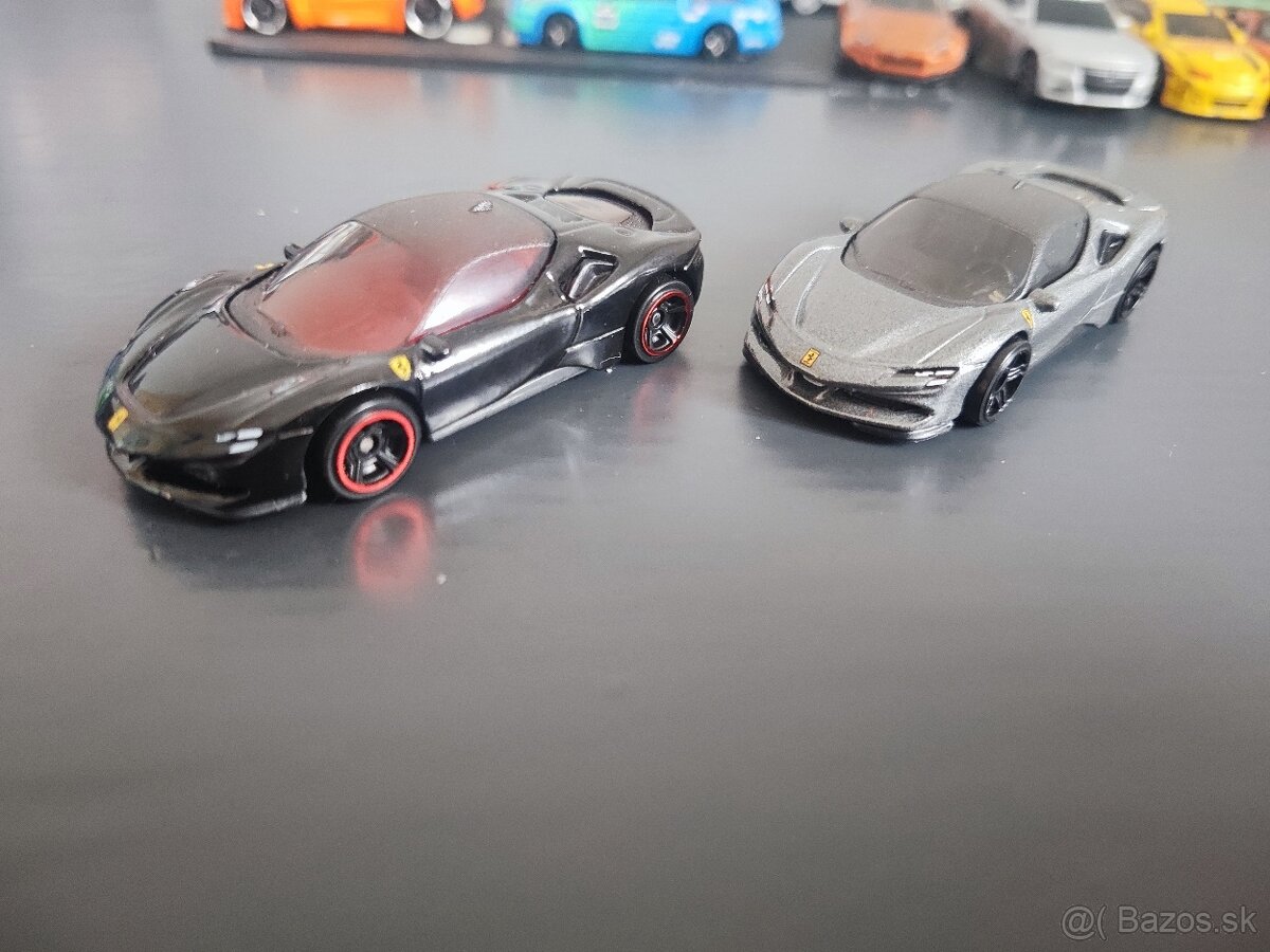 Autíčka hot wells Ferrari - 2
