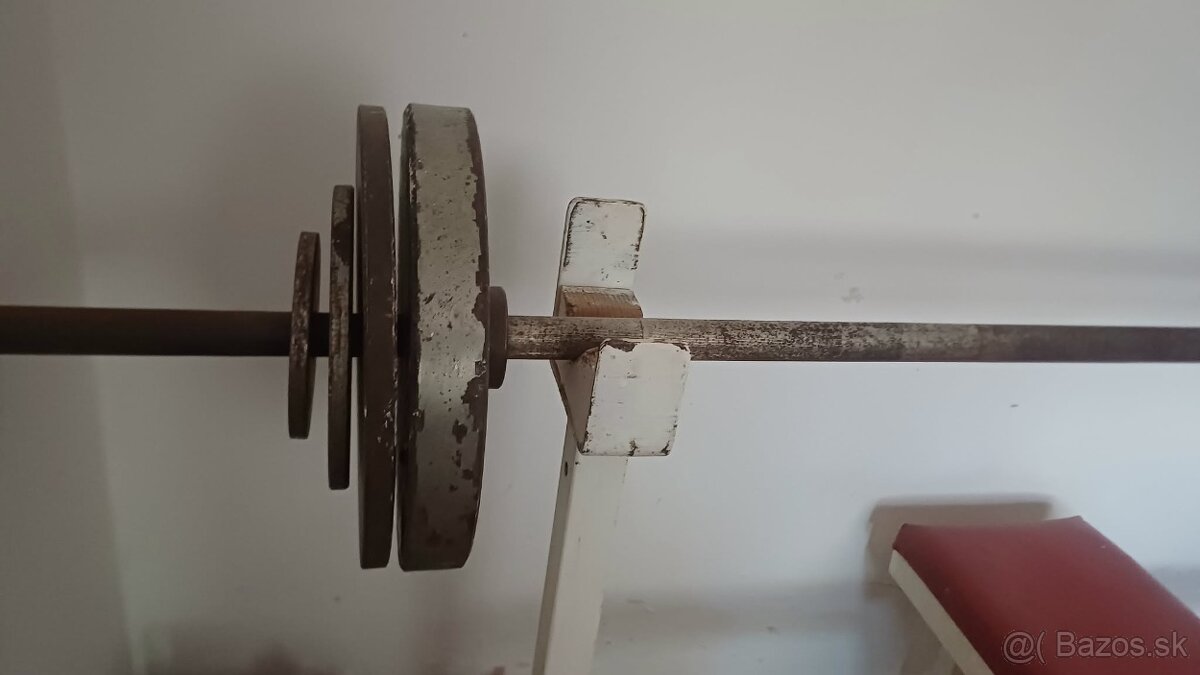 lavička na cvičenie bench press - 2