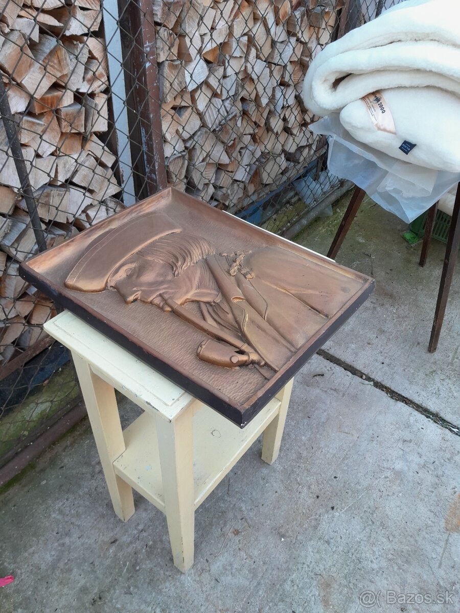 Predám -nástenný reliéf Bača s fajkou - 2