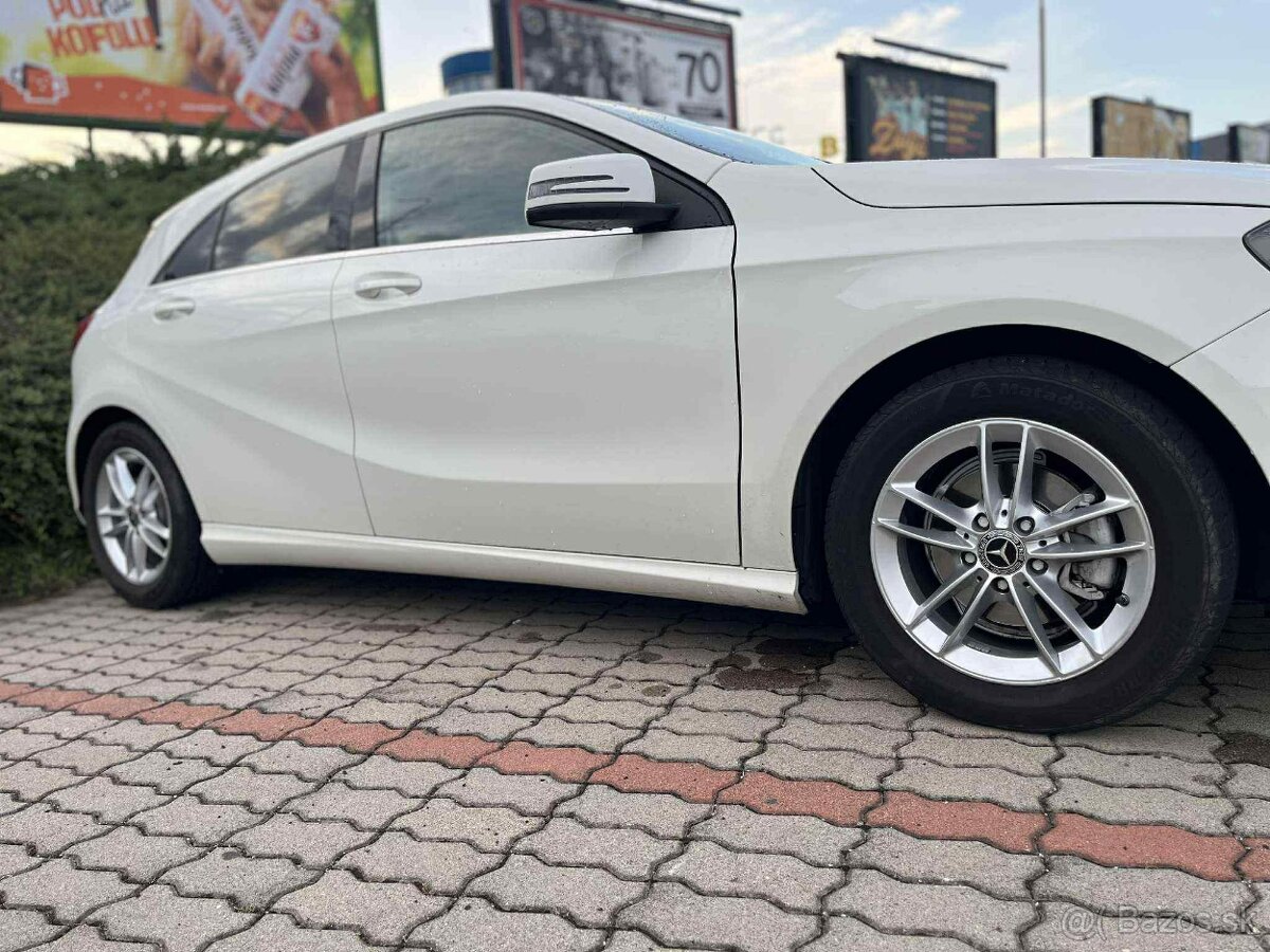 Elektróny Mercedes - 2