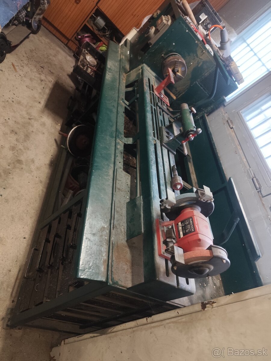 Sústruh na drevo - 2