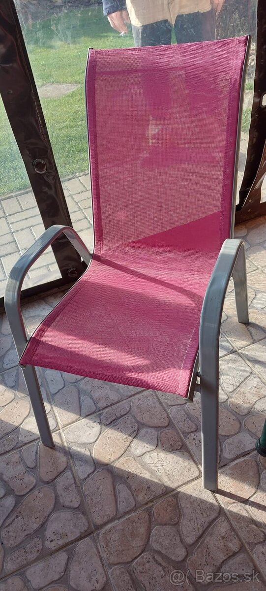 Záhradné stoličky+stôl - 2