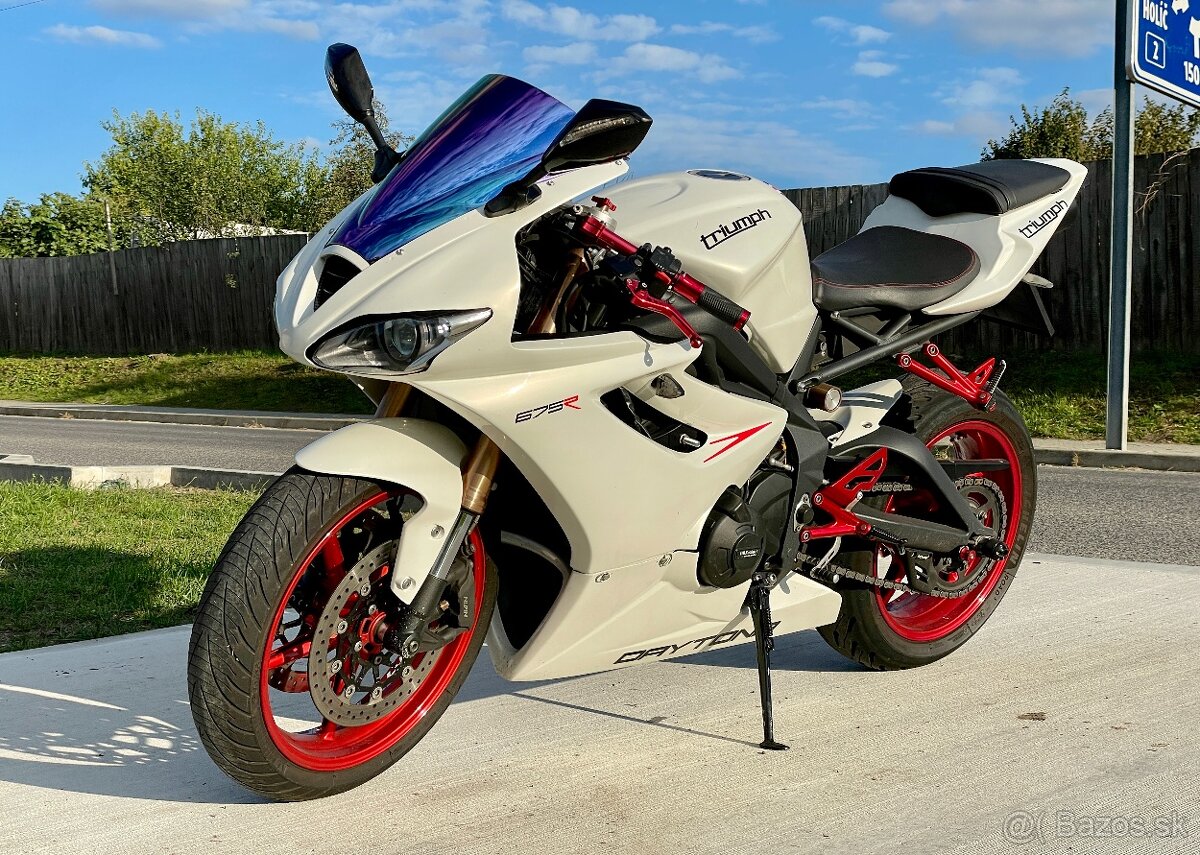 Triumph Daytona 675 (STK do 1.7.2029) - 2