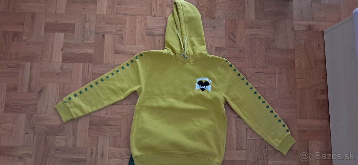 Dievčenska teplakova suprava - nova - 2