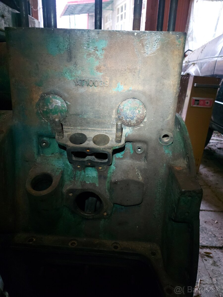 Skoda 30 náhradné diely - 2