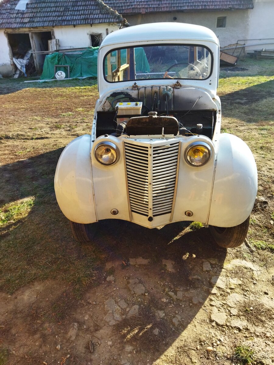 Predam Renault juvaquatre - 2