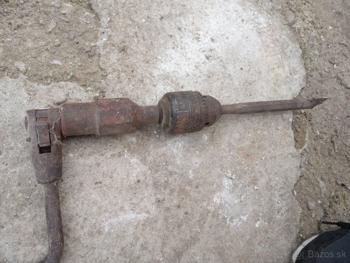 Starý nápis vŕtačka - 2