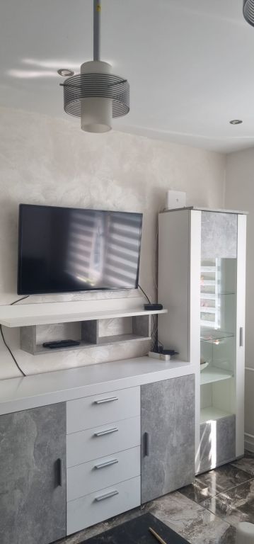 Prenájom luxusná garsónka v centre Topoľčian - 2