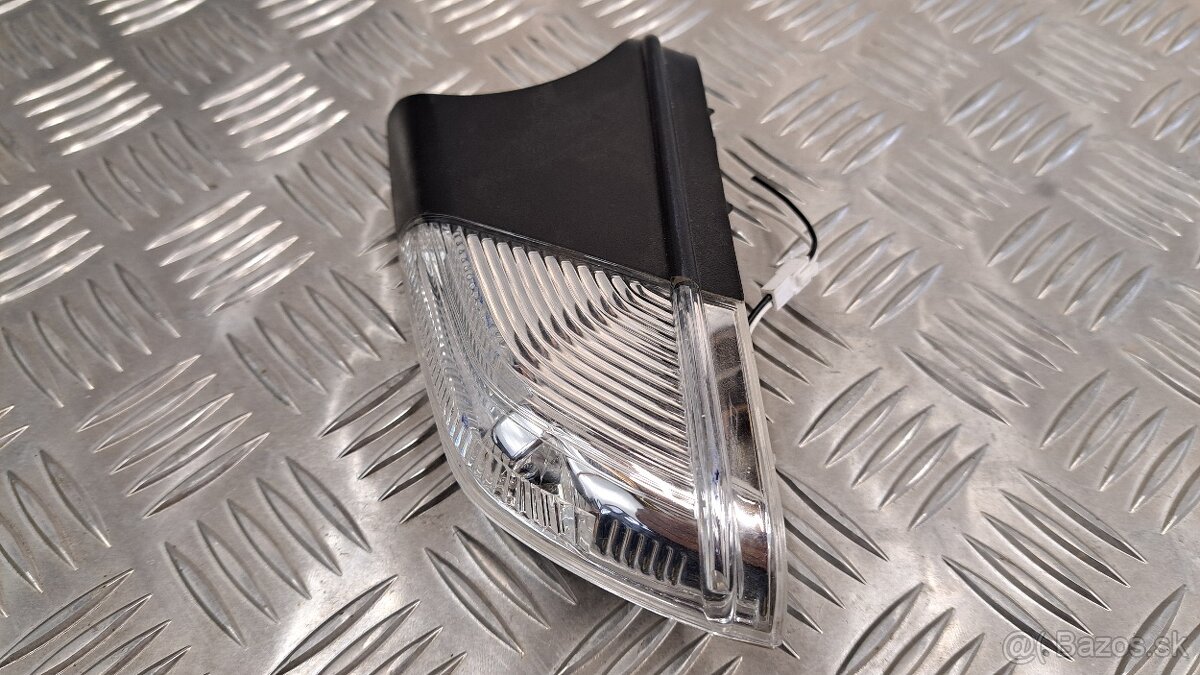 Smerovka zrkadla - ŠKODA OCTAVIA 2 - 2