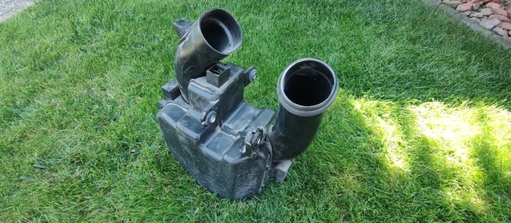 Kia Ceed 3 III CD 2018 - Rezonator vzduchovy filter - 2