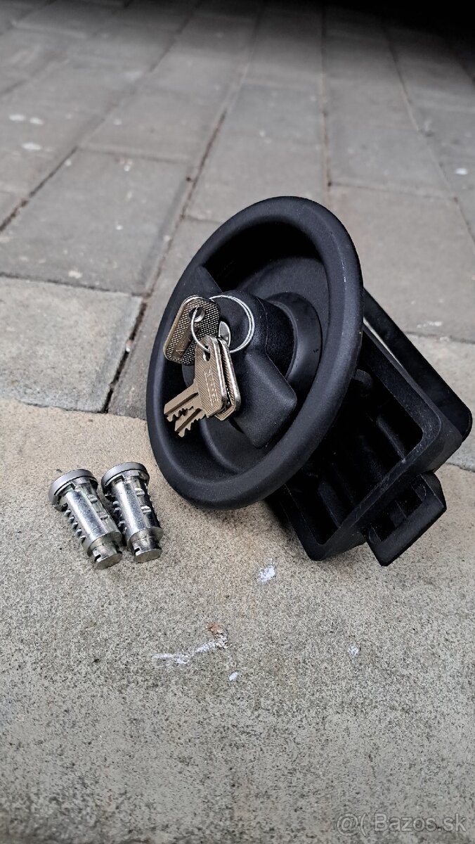 Zamok dveri karavan - 2