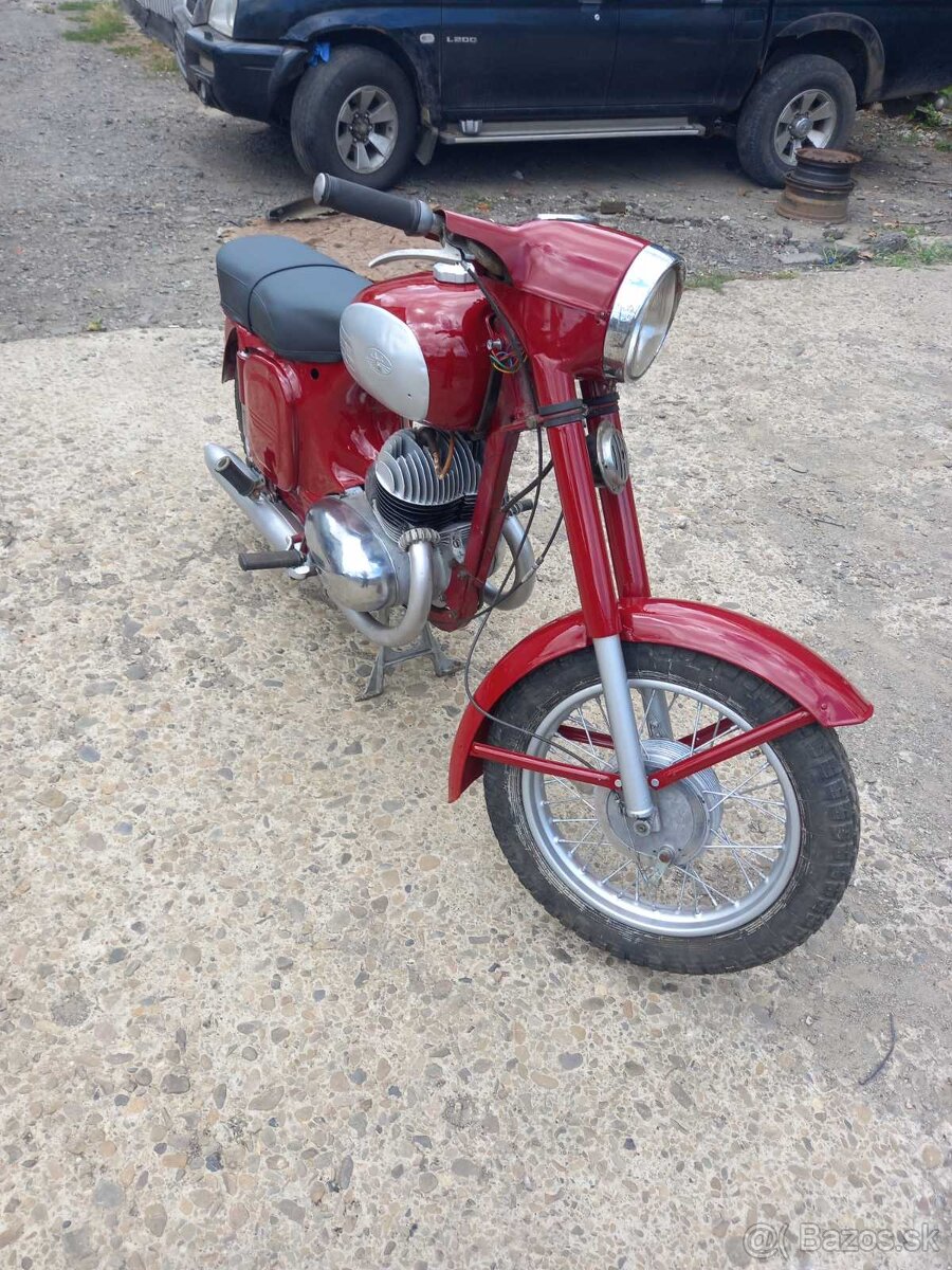 Jawa 350 dobrom stave - 2