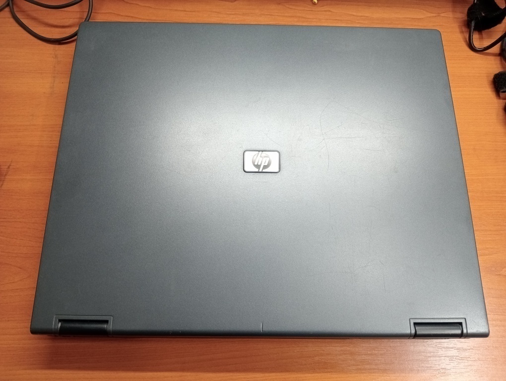 predám notebook HP COMPAQ NX6110. - 2