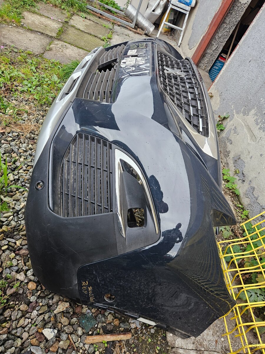 Predný nárazník Peugeot 3008 5008 - 2