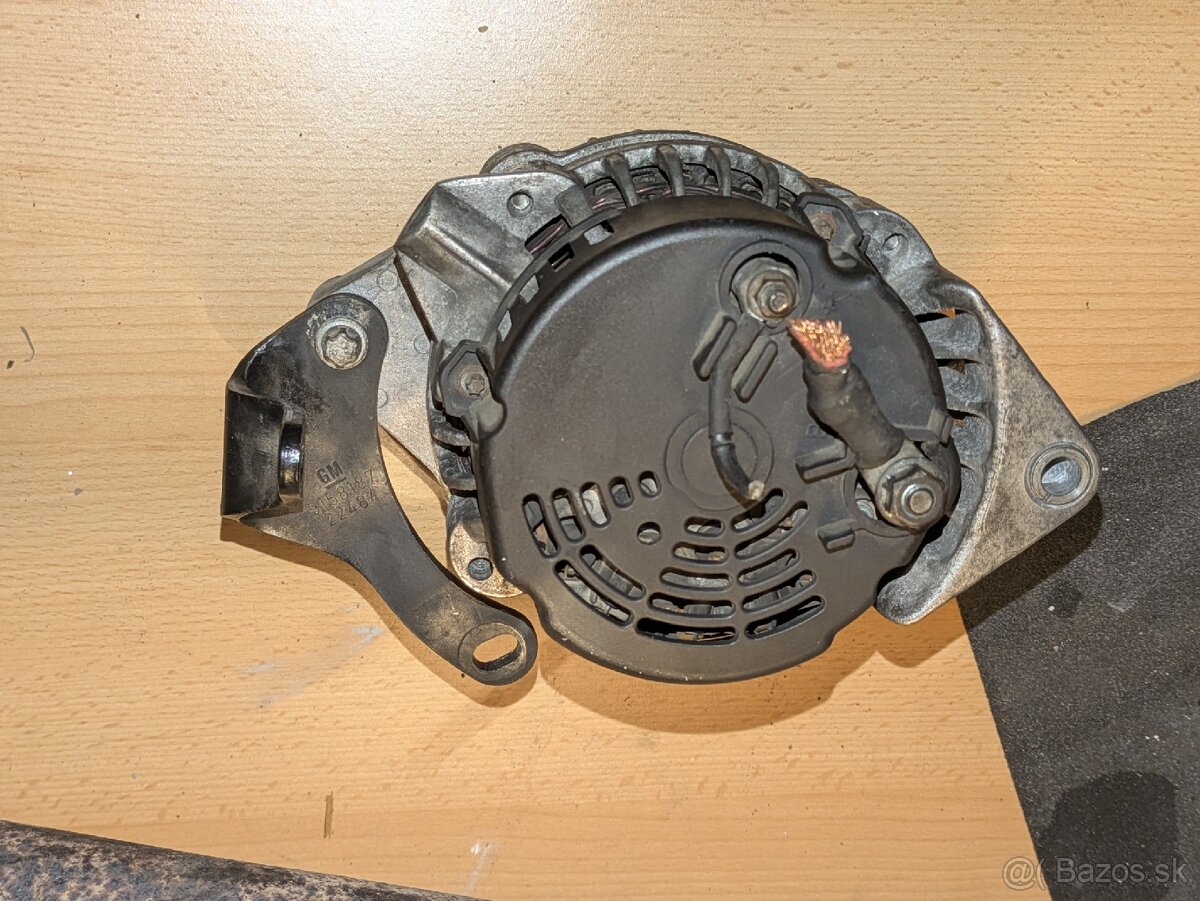 Opel Astra G 1.4 16V Alternátor - 2