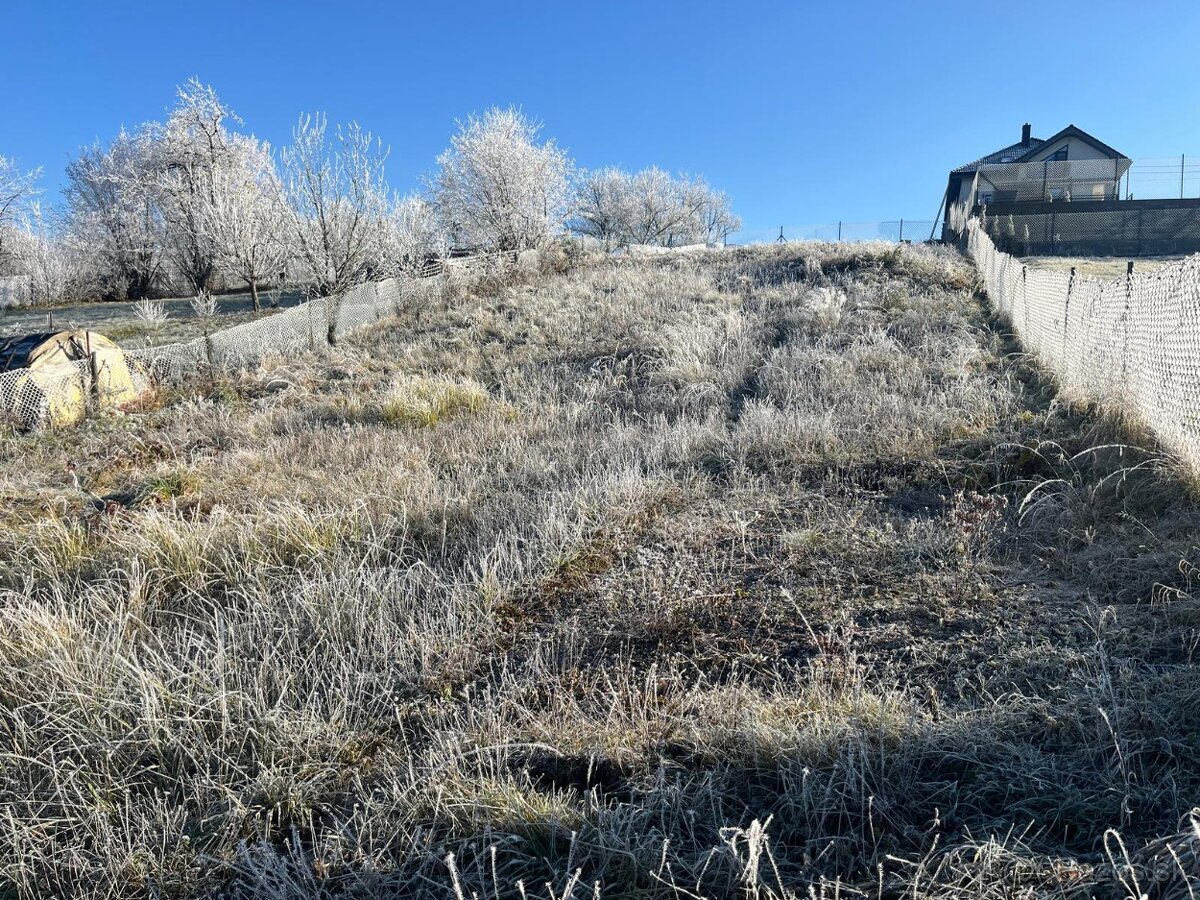 Stavebný pozemok Stráňavy - 2