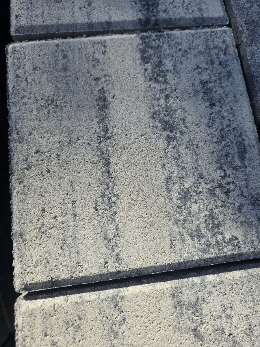 Zamkova dlazba bielo grafitova 6cm - 2