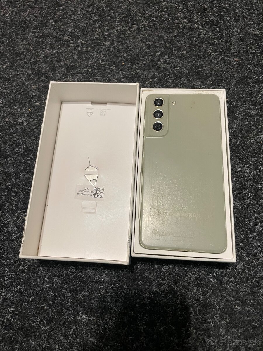 Samsung Galaxy S21 FE 5G - 2