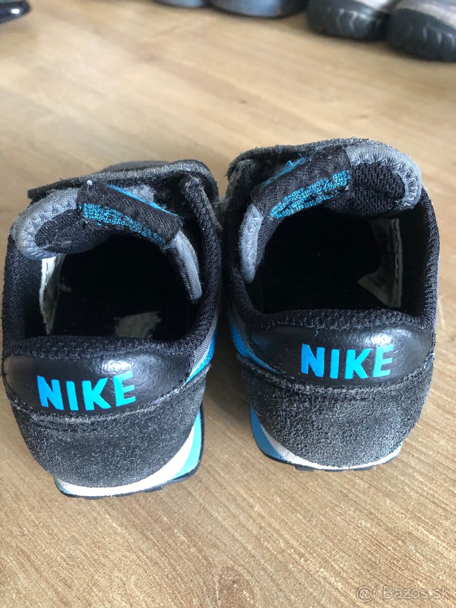 Tenisky Nike 22 - 2