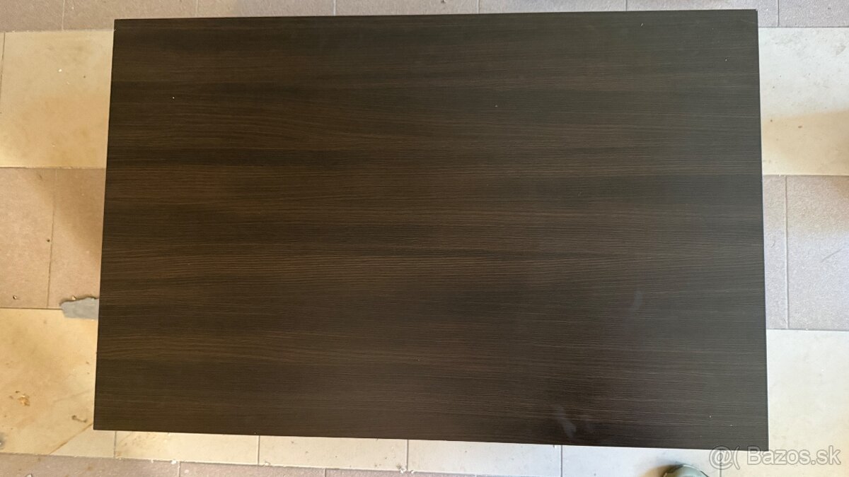 Predám obyvackovy stolík - 2