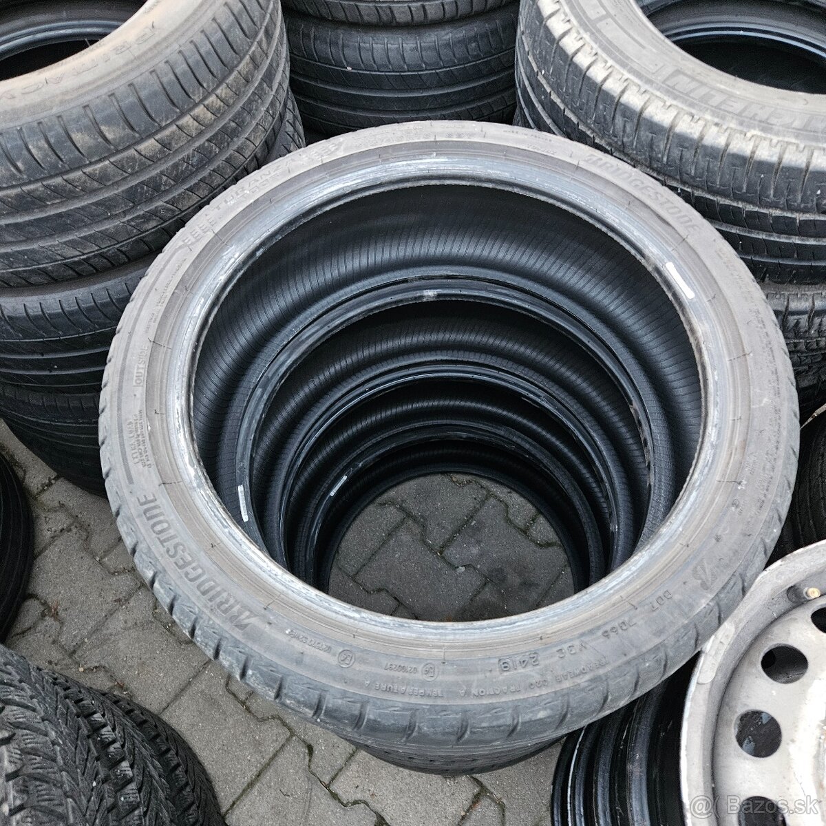 215/40 r18 Bridgestone - 2