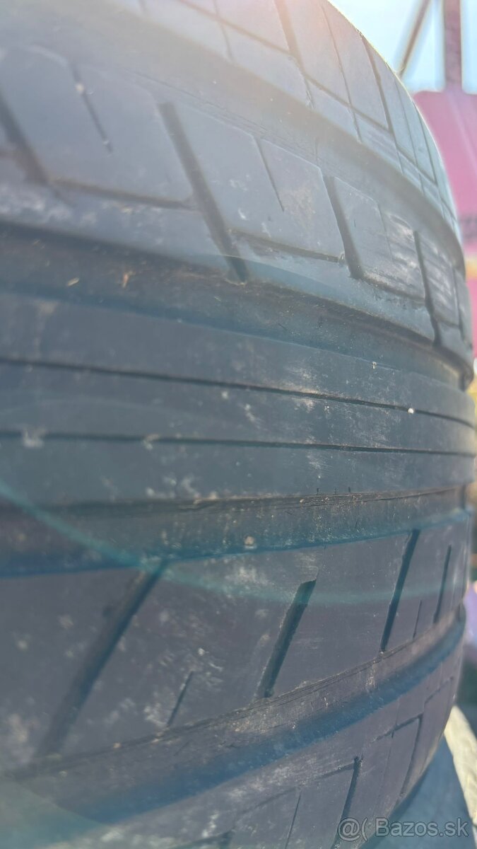 Letne pneu 215/50r17 - 2